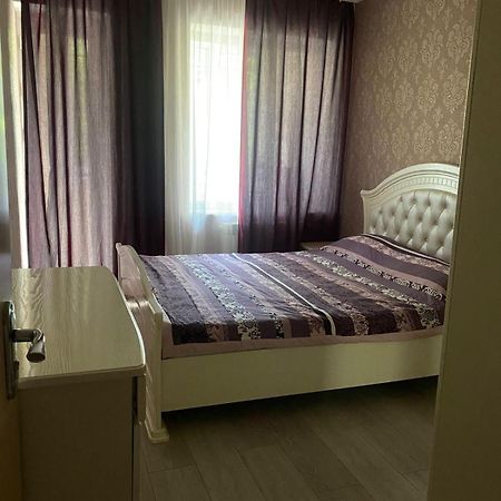 Уютная Квартира Со Всеми Удобствами Yerevan Ngoại thất bức ảnh